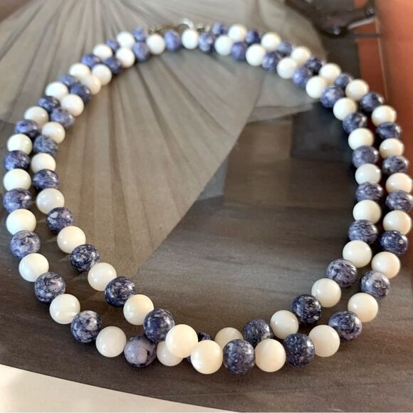 Vintage Sodalite MOP Beaded Necklace - Picture 1 of 5